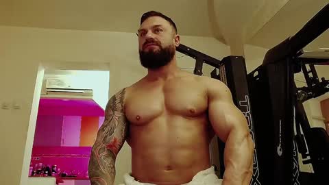 Snapshot of adonis_msc chatting on 02-08-25, 10:40 Adonis online show from 02-08-25, 10:40