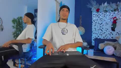 adonis_wb online show from 12-03-25, 10:19