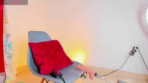 Snapshot of adonistwink chatting on 11-20-25, 02:39 Andonis online show from 11-20-25, 02:39