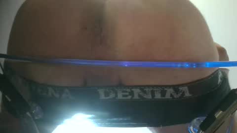 Snapshot of adonysse chatting on 10-13-25, 07:19 adonysse online show from 10-13-25, 07:19