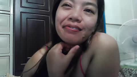 Snapshot of adorable_anna chatting on 01-22-25, 08:06 annelovesu online show from 01-22-25, 08:06