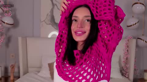 adoracortes online show from 11-22-25, 05:06