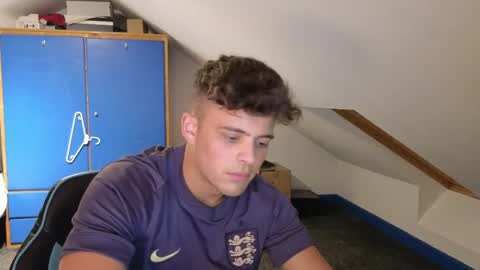 Snapshot of adr_twink chatting on 04-25-26, 09:23 ADR Twink online show from 04-25-26, 09:23