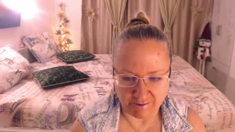Cryna online show from 12-29-24, 02:52
