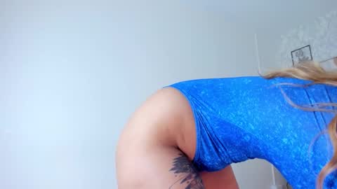 Adriana online show from 10-23-25, 12:26