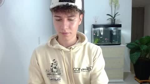 adrian morelli online show from 12-18-24, 02:32