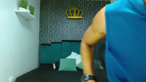   online show from 01-09-25, 11:47