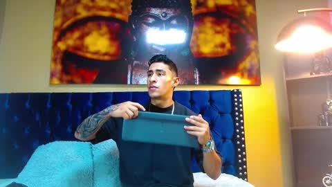   online show from 02-25-25, 11:41