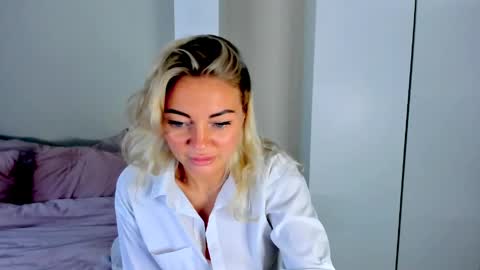 Snapshot of adriana_coy_ chatting on 06-03-26, 04:56 Adriana online show from 06-03-26, 04:56