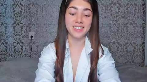 Adriana online show from 06-30-26, 05:25