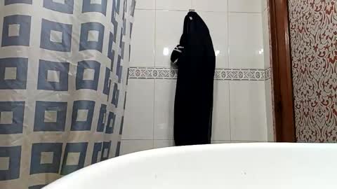 adrianchamonymario12 online show from 04-21-26, 09:06