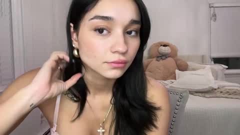 Snapshot of adriannarodriguez chatting on 01-28-25, 05:22 Adrianna online show from 01-28-25, 05:22