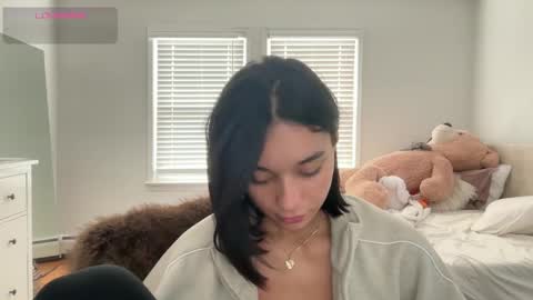 Snapshot of adriannarodriguez chatting on 10-15-25, 05:24 Adrianna online show from 10-15-25, 05:24