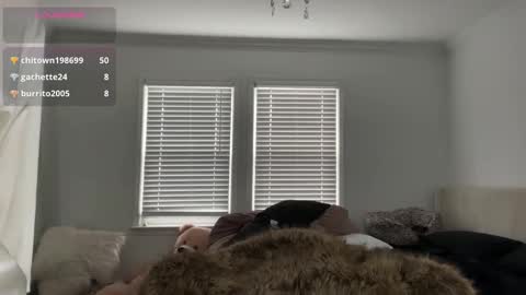 Snapshot of adriannarodriguez chatting on 11-21-25, 07:12 Adrianna online show from 11-21-25, 07:12