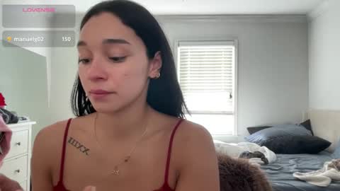 Snapshot of adriannarodriguez chatting on 12-18-25, 05:19 Adrianna online show from 12-18-25, 05:19