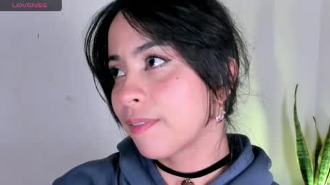 adrianny online show from 06-04-26, 08:20