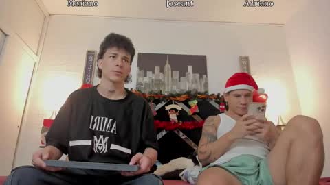 Snapshot of adriano_bigcock chatting on 11-28-25, 03:42 Adrian online show from 11-28-25, 03:42