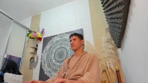 Snapshot of adriano_bigcock chatting on 02-01-26, 02:37 Adrian online show from 02-01-26, 02:37