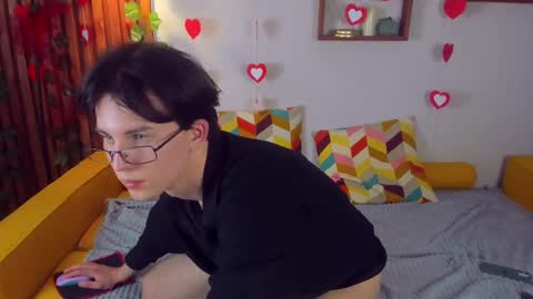 Snapshot of adrianoaubert chatting on 02-18-25, 04:05 adrianoaubert online show from 02-18-25, 04:05