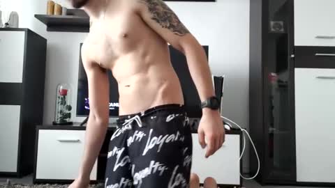 Adriano online show from 02-25-25, 10:04