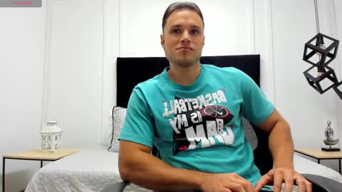 Snapshot of adrien_roche888 chatting on 01-24-25, 11:45 Adrein Roche online show from 01-24-25, 11:45