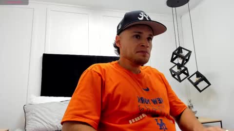 Snapshot of adrien_roche888 chatting on 01-26-25, 11:08 Adrein Roche online show from 01-26-25, 11:08