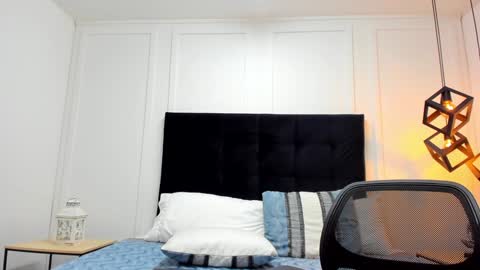 Snapshot of adrien_roche888 chatting on 02-03-25, 02:03 Adrein Roche online show from 02-03-25, 02:03