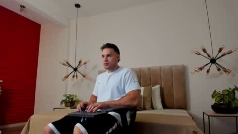 Snapshot of adrien_roche888 chatting on 02-26-25, 12:27 Adrein Roche online show from 02-26-25, 12:27