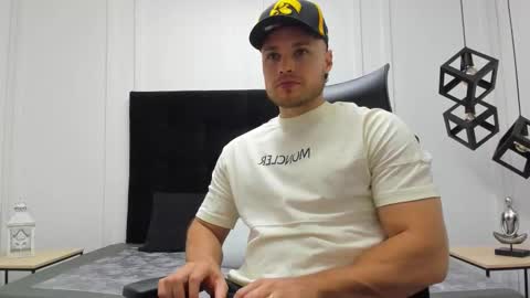 Snapshot of adrien_roche888 chatting on 09-14-25, 10:31 Adrein Roche online show from 09-14-25, 10:31