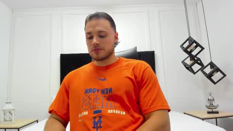 Snapshot of adrien_roche888 chatting on 10-19-25, 10:32 Adrein Roche online show from 10-19-25, 10:32