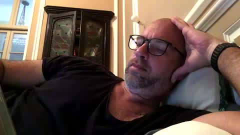 adrienfromparis online show from 12-16-25, 09:36