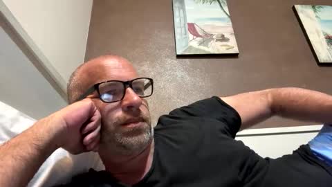 adrienfromparis online show from 04-30-26, 08:15