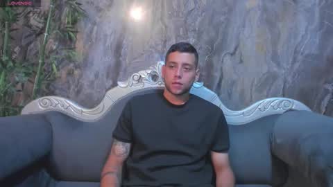 Snapshot of adriian_cole chatting on 03-10-26, 12:04 adriian cole online show from 03-10-26, 12:04