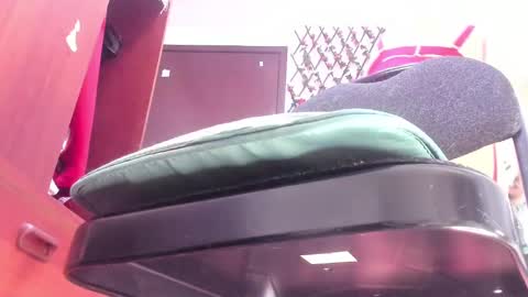 Snapshot of adriiana_fox_ chatting on 01-16-25, 06:37 adriiana_fox_ online show from 01-16-25, 06:37