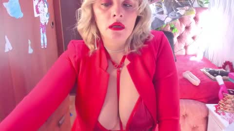 Snapshot of adriiana_fox_ chatting on 01-31-25, 08:33 adriiana_fox_ online show from 01-31-25, 08:33