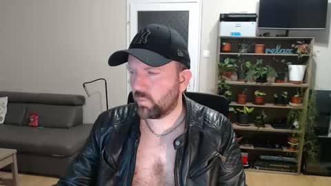 Snapshot of adultwebcamdatabase chatting on 02-04-26, 10:47 Felix84 online show from 02-04-26, 10:47