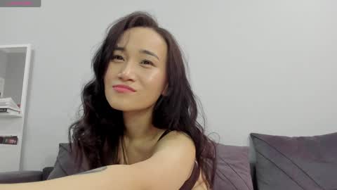 Snapshot of ae_nie chatting on 12-22-24, 04:28 Aenie online show from 12-22-24, 04:28