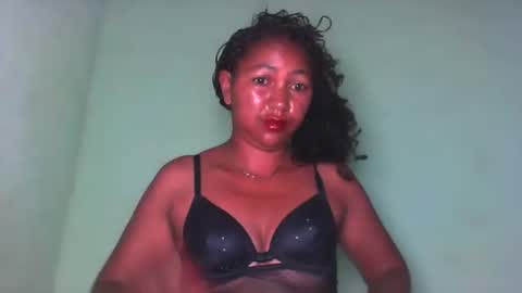 Snapshot of aelyaa chatting on 03-18-26, 01:20 aelyaa online show from 03-18-26, 01:20