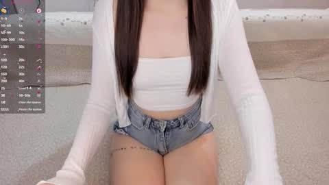 Snapshot of aeri_love chatting on 01-06-26, 12:42 Emi online show from 01-06-26, 12:42