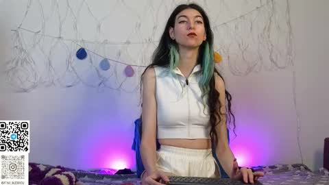 Snapshot of afina_blessyou chatting on 05-15-26, 01:12 Afina online show from 05-15-26, 01:12