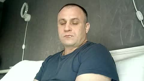 Sasha online show from 02-22-25, 03:03