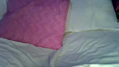Snapshot of africangoddess22 chatting on 07-22-26, 08:44 africangoddess online show from 07-22-26, 08:44
