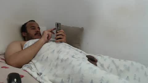 afroboy334698 online show from 10-19-25, 09:26