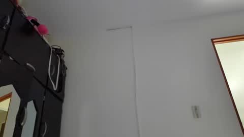 Snapshot of afrodita096 chatting on 09-16-25, 07:42 afrodita096 online show from 09-16-25, 07:42