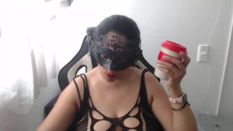 afrodita  online show from 11-06-25, 06:09