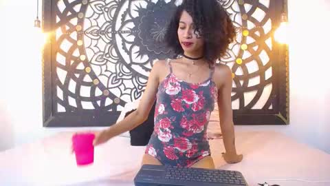 Snapshot of afrodita_house chatting on 10-28-25, 07:38 afrodita_house online show from 10-28-25, 07:38