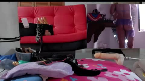 Snapshot of afroditacute16 chatting on 09-27-25, 06:24 afroditacute16 online show from 09-27-25, 06:24