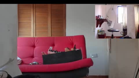 Snapshot of afroditacute16 chatting on 09-29-25, 12:32 afroditacute16 online show from 09-29-25, 12:32