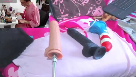 Snapshot of afroditacute16 chatting on 02-07-26, 06:22 afroditacute16 online show from 02-07-26, 06:22