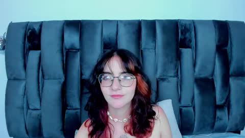 Snapshot of afroditaleclair chatting on 01-11-26, 08:30 Afrodita online show from 01-11-26, 08:30